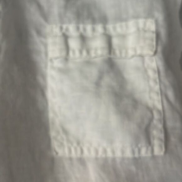 Chicos Size 0 linen top which is a small in this brand. 4-6 - Picture 2 of 6